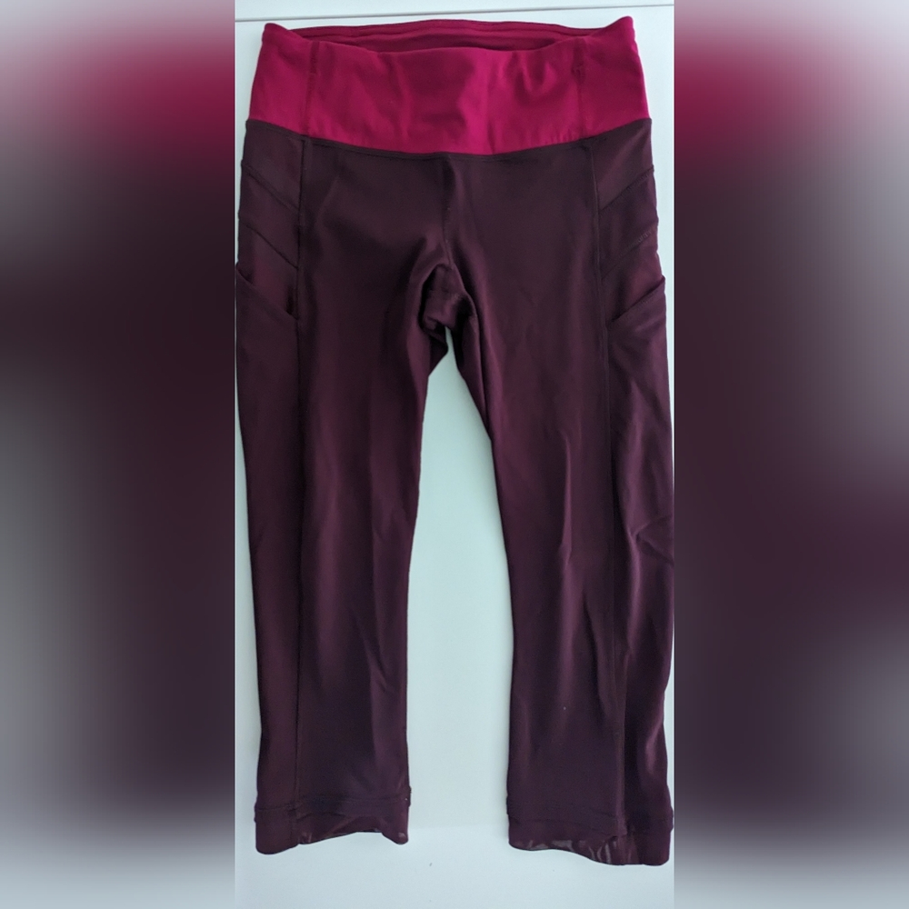 Lululemon size 4 cropped leggings